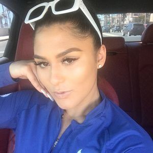 Meet your Posher, Angelica